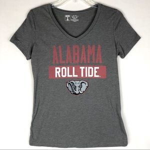 University of Alabama Roll Tide v neck t shirt